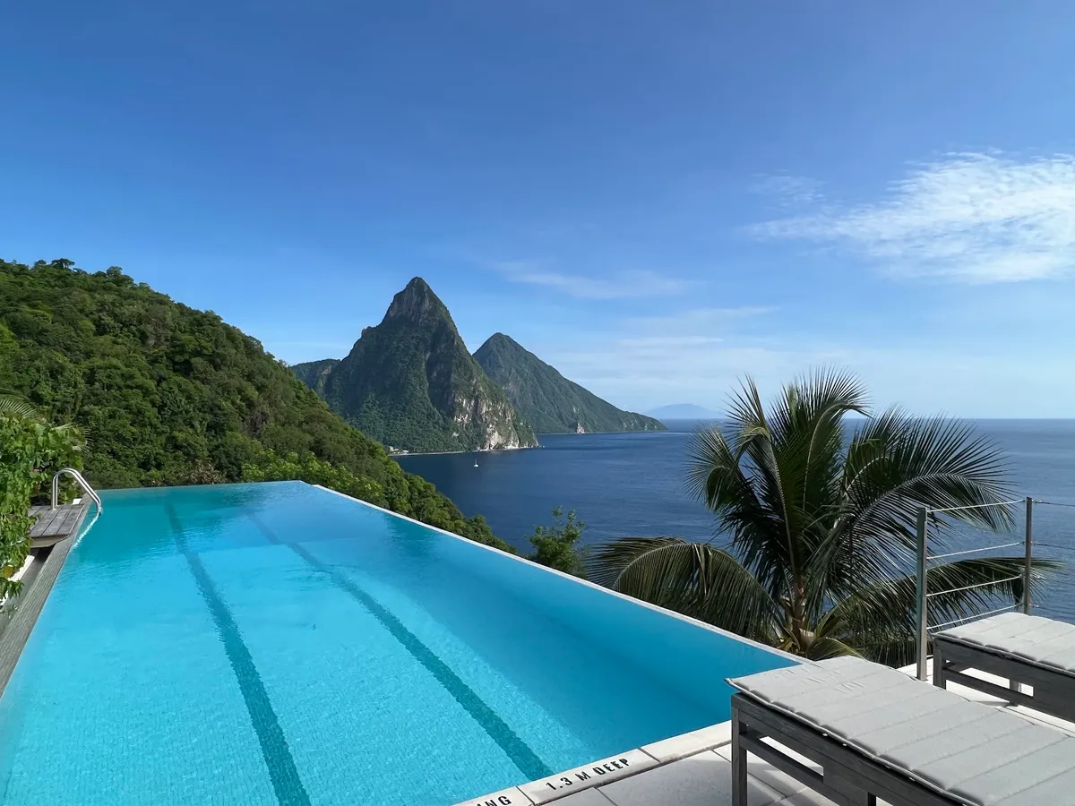 Cosmos St Lucia, Soufriere interior view