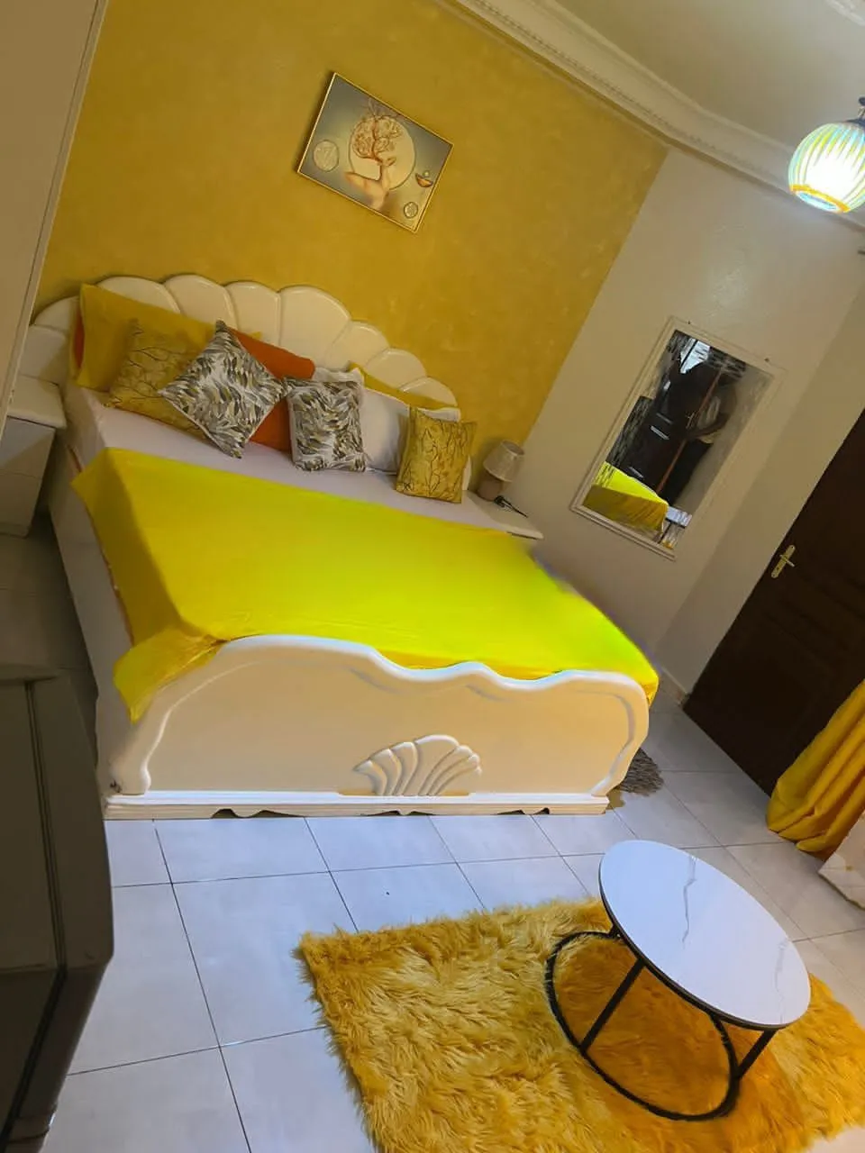 Cozy Ngor Almadie, Dakar interior view