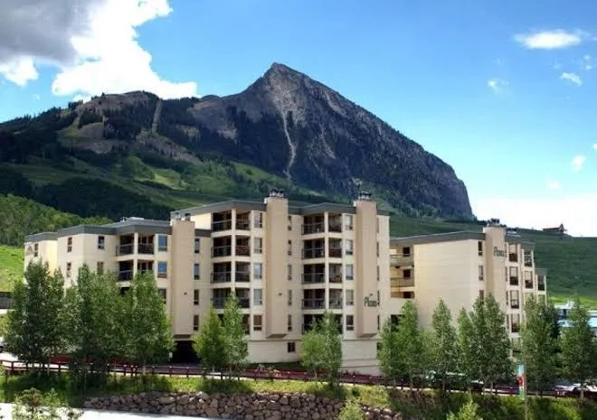 Crested Butte Mountain Resort, Lope interior view