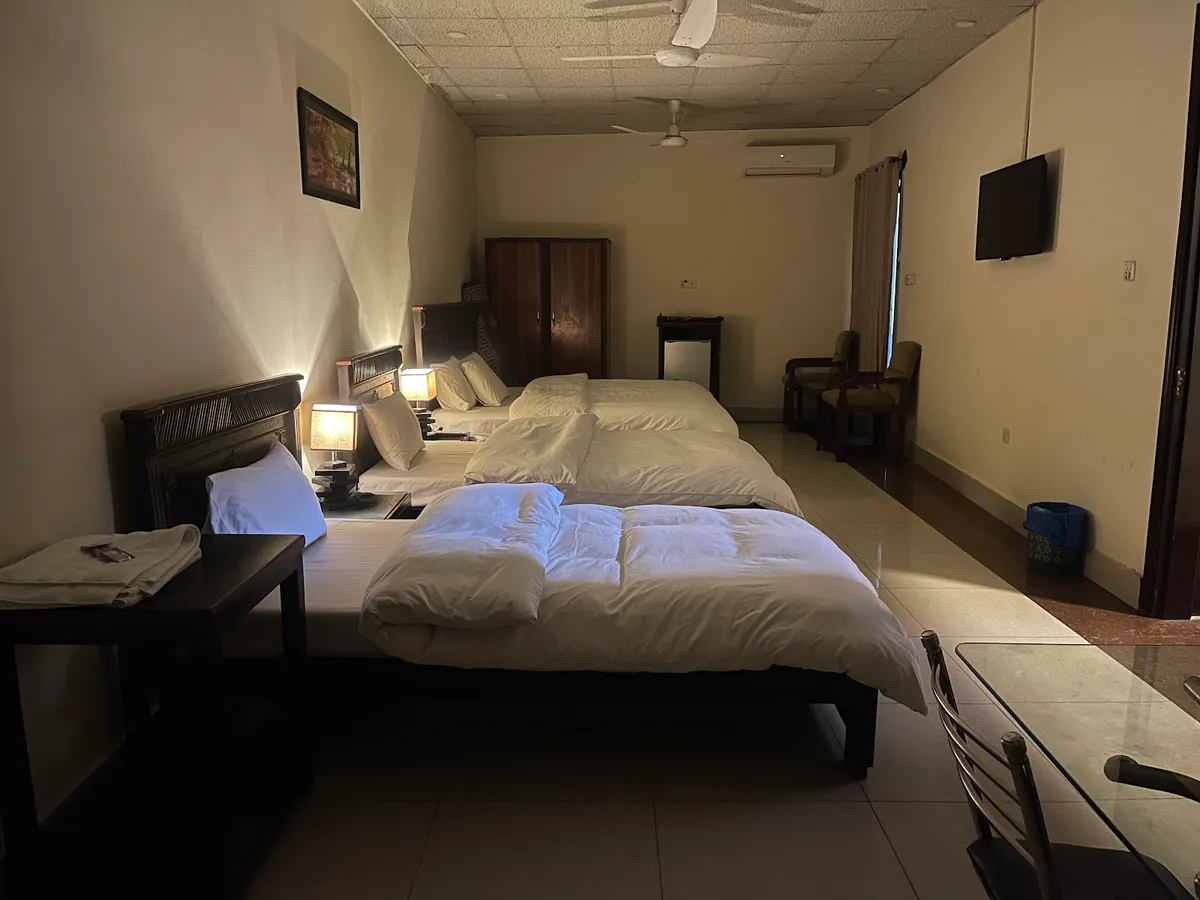 Crown Castle Peshawar, Peshawar interior view