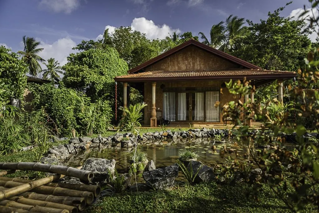 D Canal House, Mirissa interior view