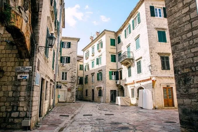 D & Sons Apartments, Kotor interior view