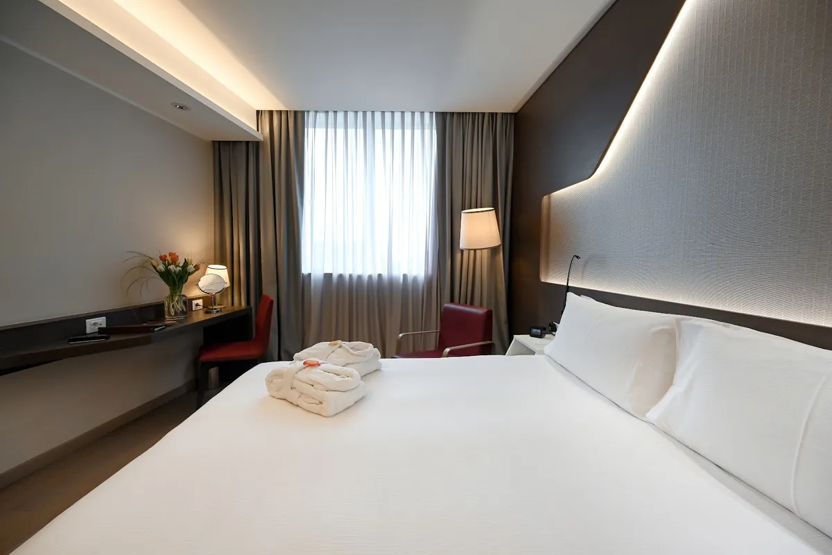 DoubleTree by Hilton Yerevan City Centre, Yerevan interior view