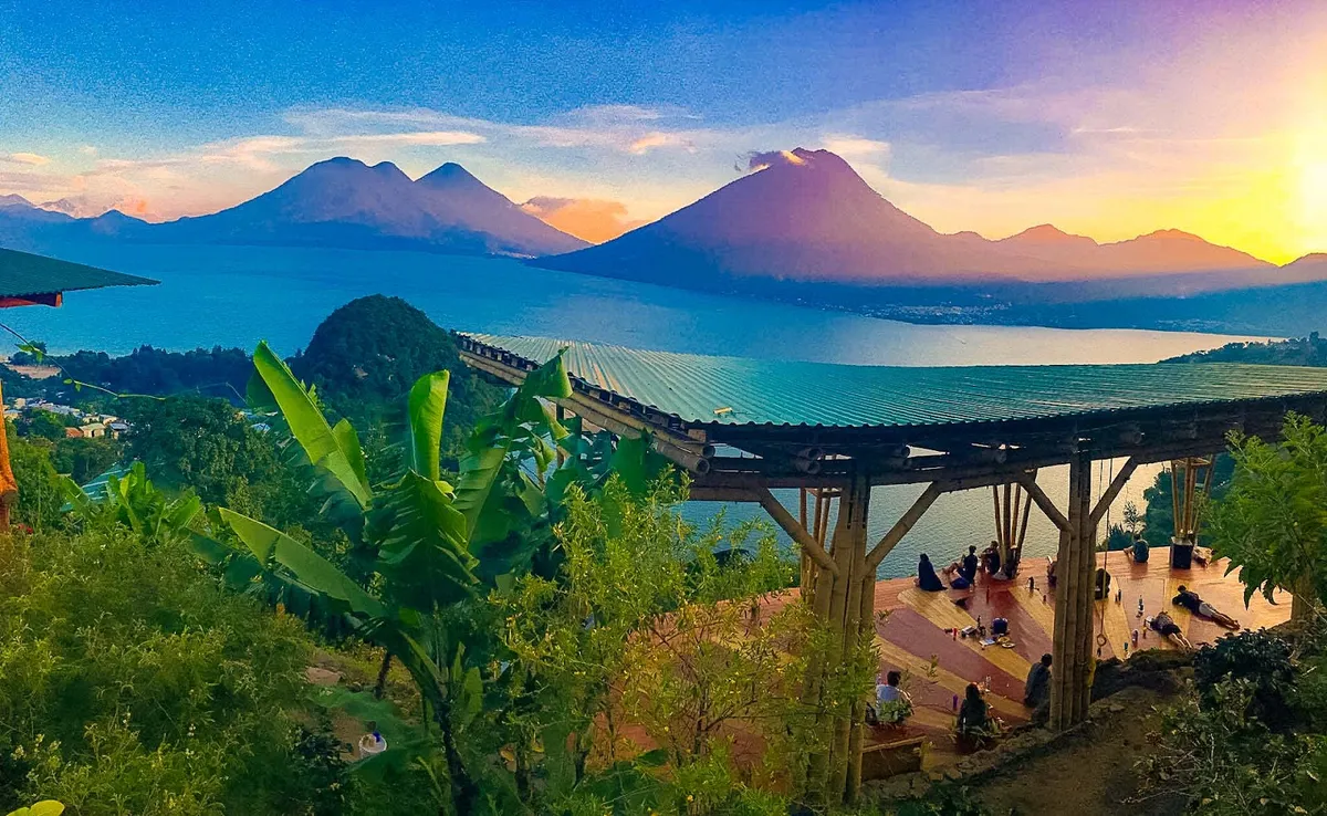 Eagle's Nest Atitlán, Lake Atitlan interior view