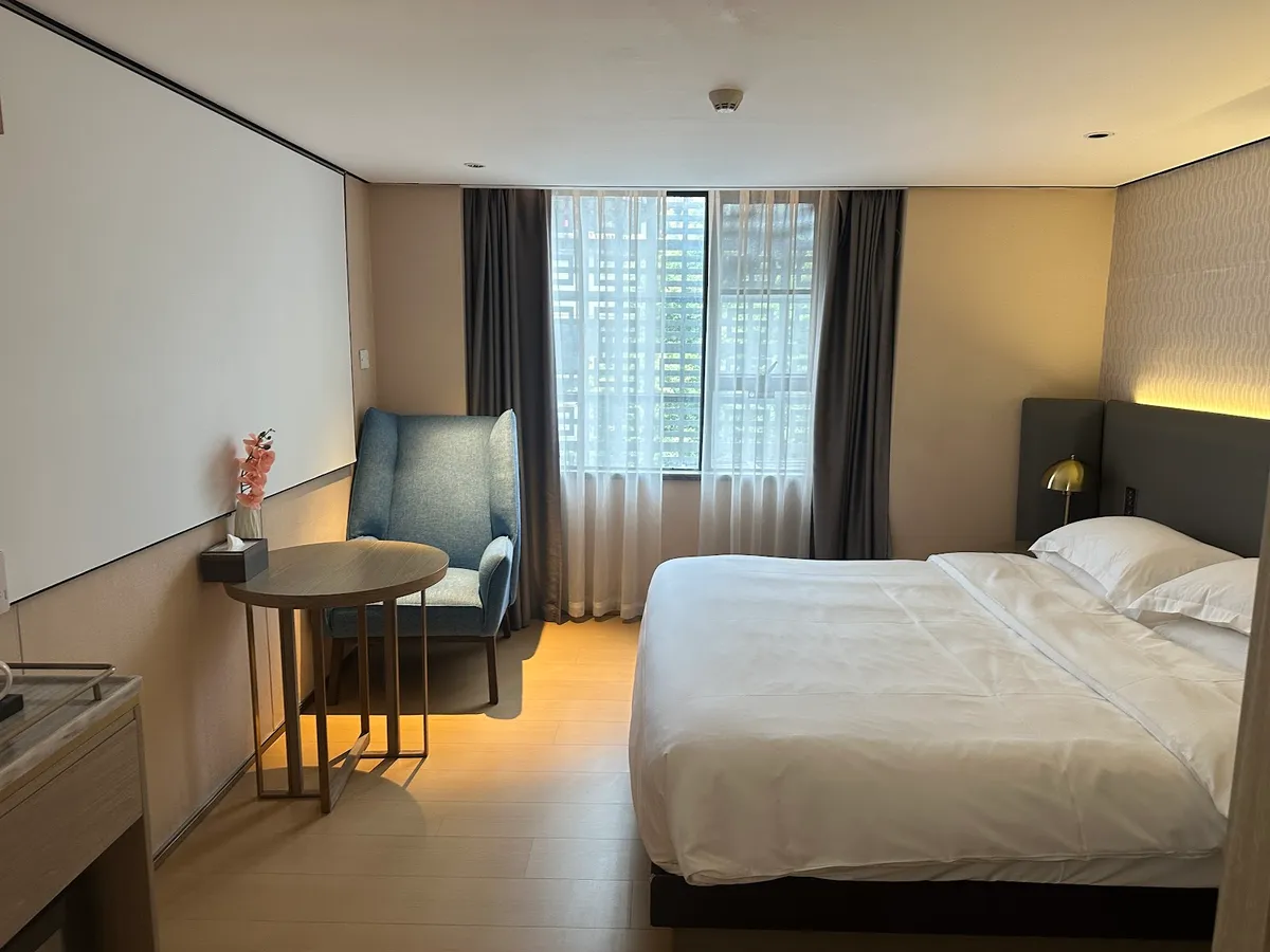 Echarm Plus Hotel, Guangzhou interior view