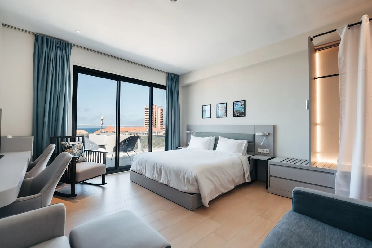 Elements Hotel & Shops, Willemstad interior view
