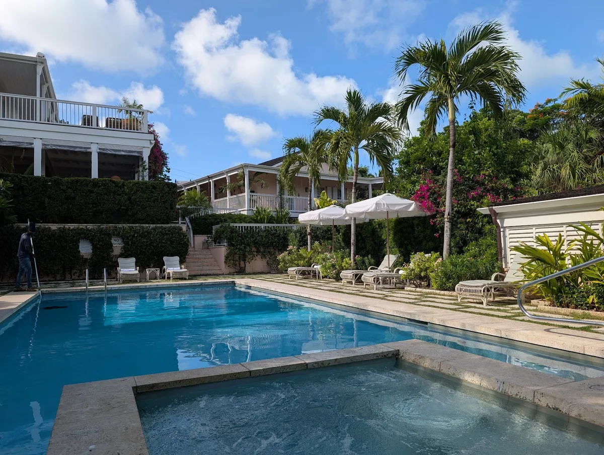 Eleven Bahama House, Eleuthera interior view