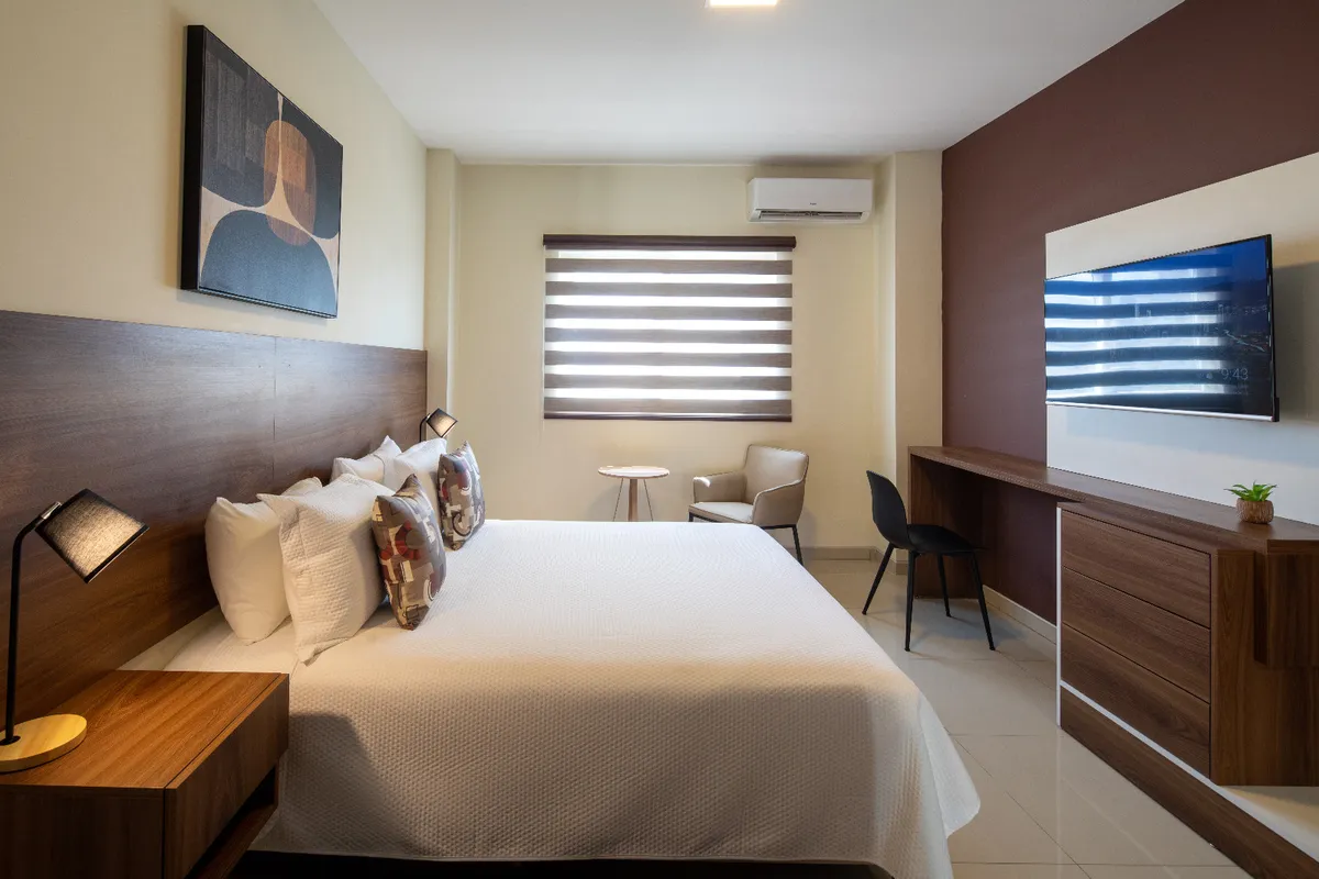 Equipetrol Suites Apart Hotel, Santa Cruz interior view