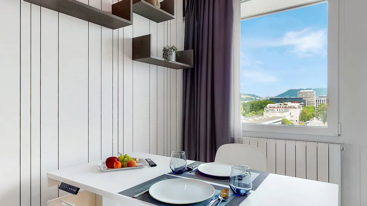Evi's Home Hotel and Apartments, Bern interior view