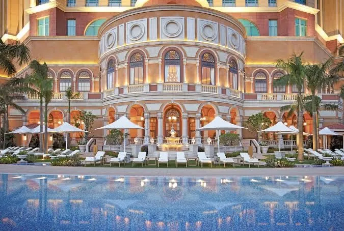 Four Seasons Hotel Macao, Taipa interior view