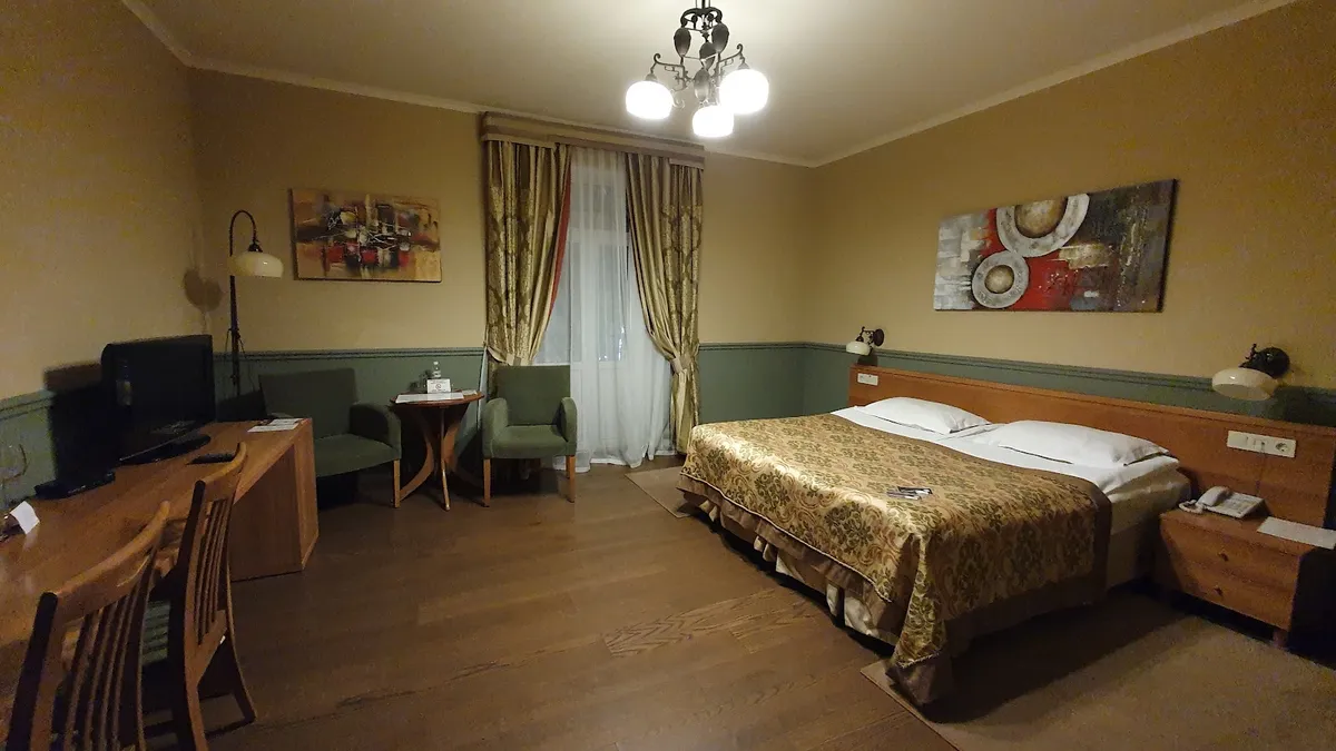 Frapolli, Odesa interior view