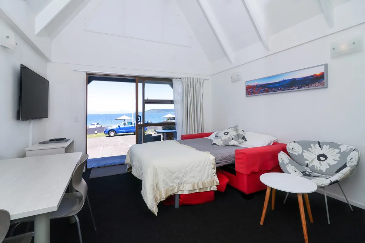 Gables Lakefront Motel, Taupo interior view