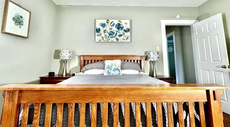 Getaway house, Lope interior view