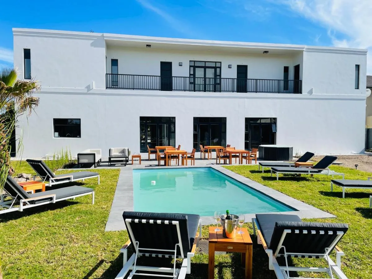 Glow Boutique Suites, Hermanus interior view