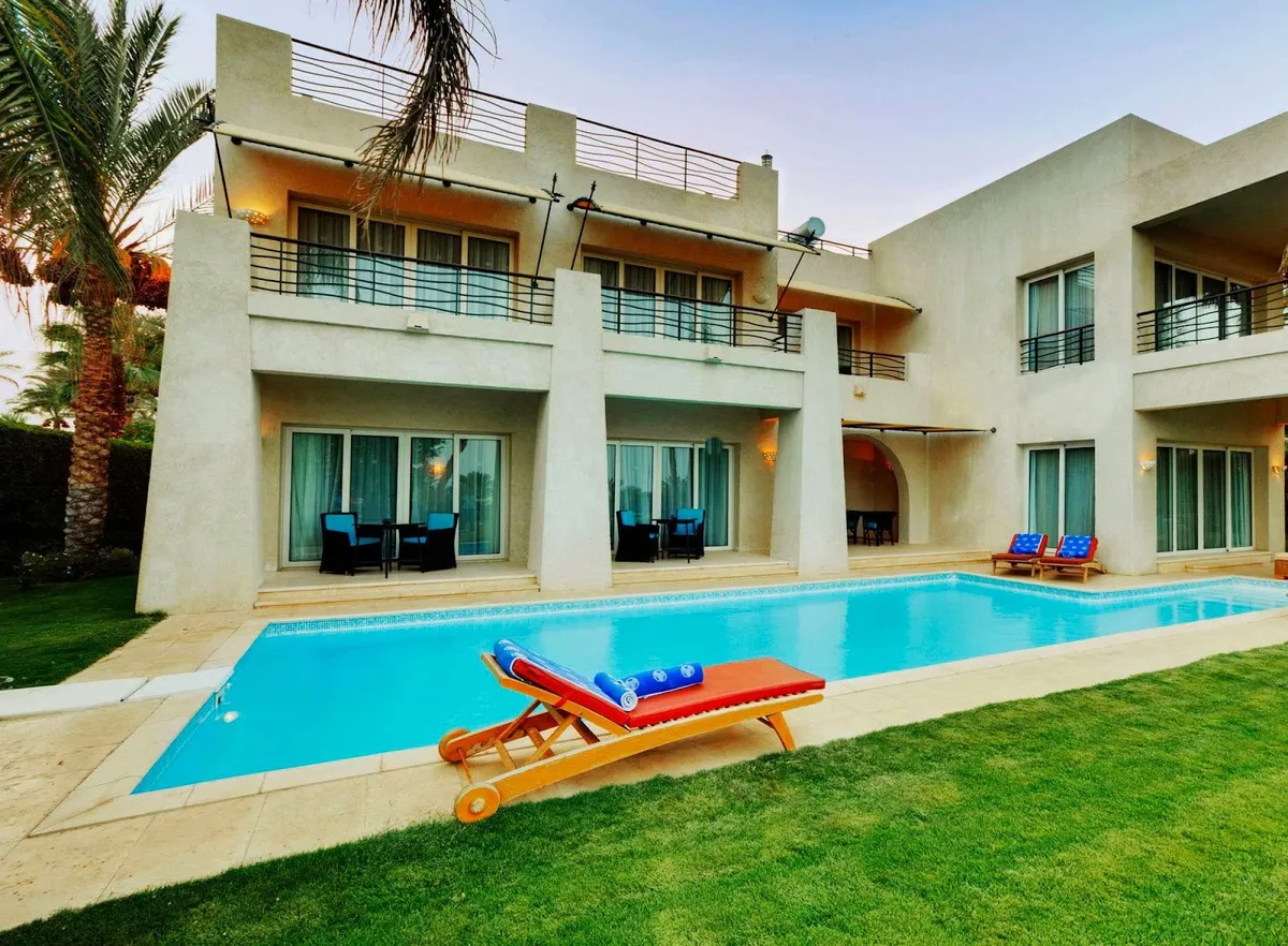 Grand Rotana Resort & Spa, Sharm El Sheikh interior view