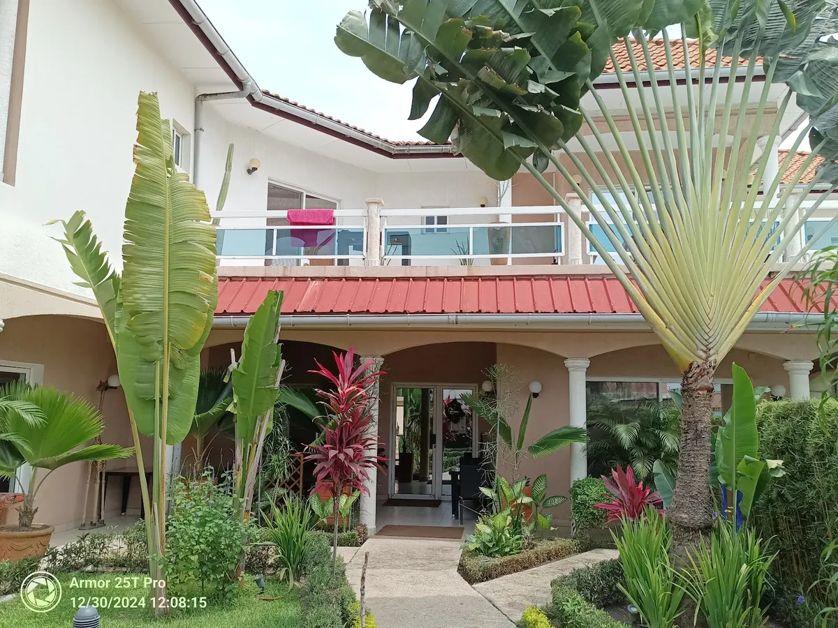 GuestWharf, Pointe Noire interior view