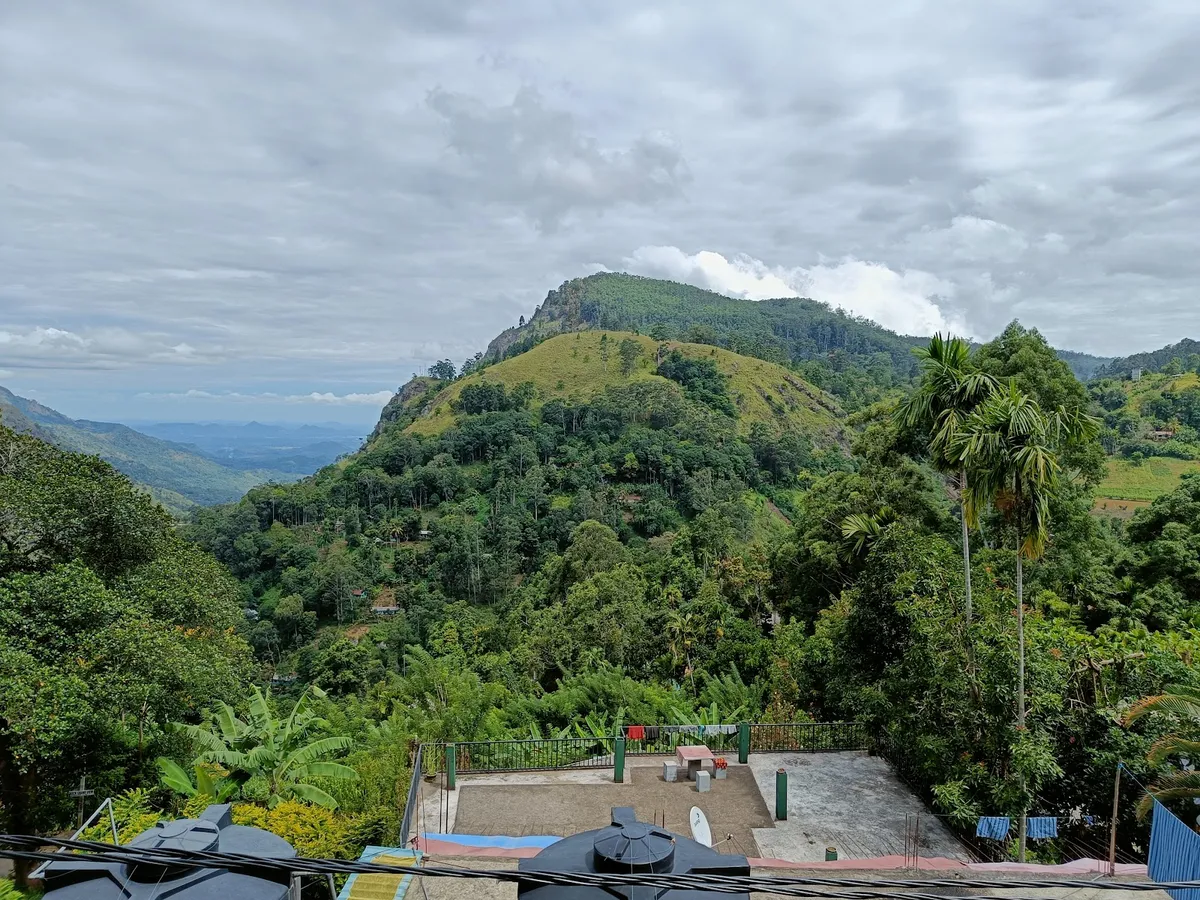 Heaven Seven Homestay, Ella interior view