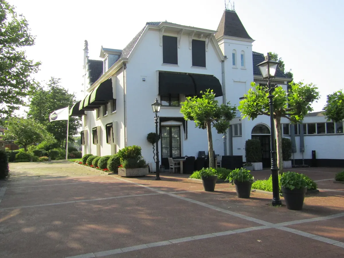 Herberg Welgelegen, Leiden interior view