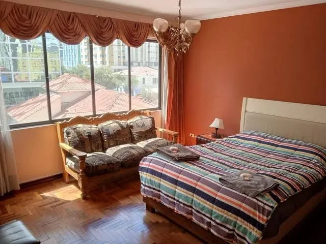 Hermosa Habitación en Av Arce frente a Multicine - Double Room with Private Bathroom, La Paz interior view