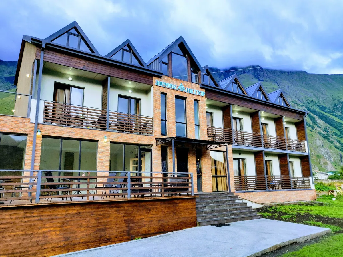 Hilltop Kazbegi, Kazbegi interior view