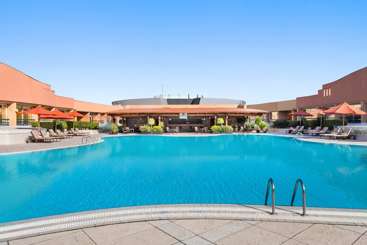Hilton Alexandria Green Plaza, Alexandria interior view