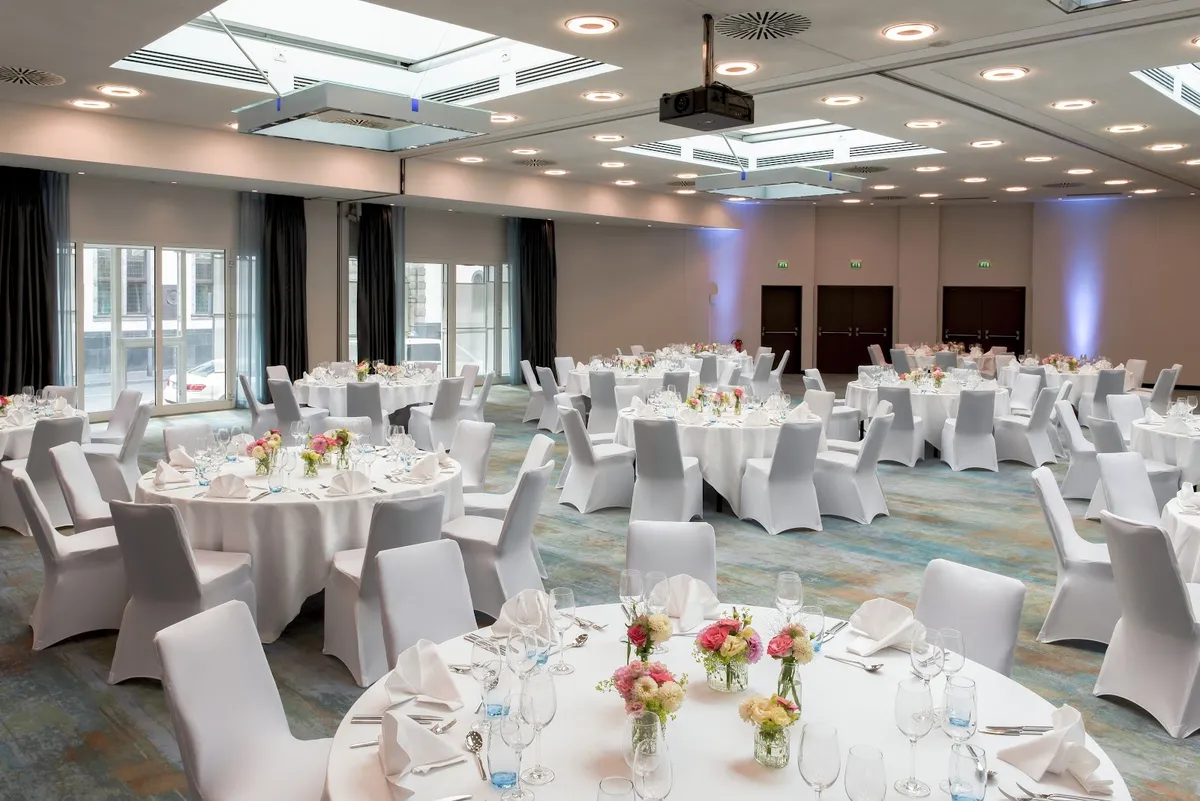 Hilton Cologne, Cologne interior view