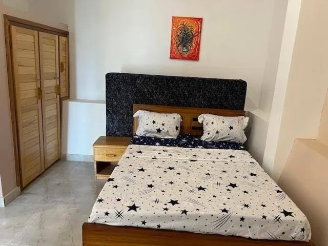 HK Residence - King Studio with Sofa Bed, Bangui interior view