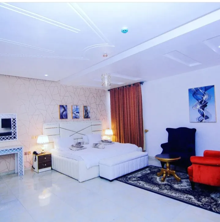 Hogis Luxury Suites, Calabar interior view