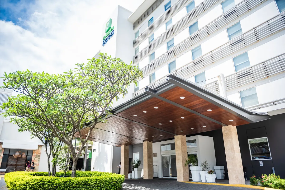 Holiday Inn Express Managua by IHG, Managua interior view