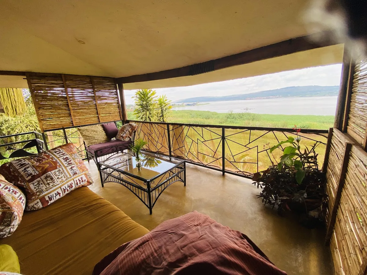 Home On The Nile, Jinja interior view