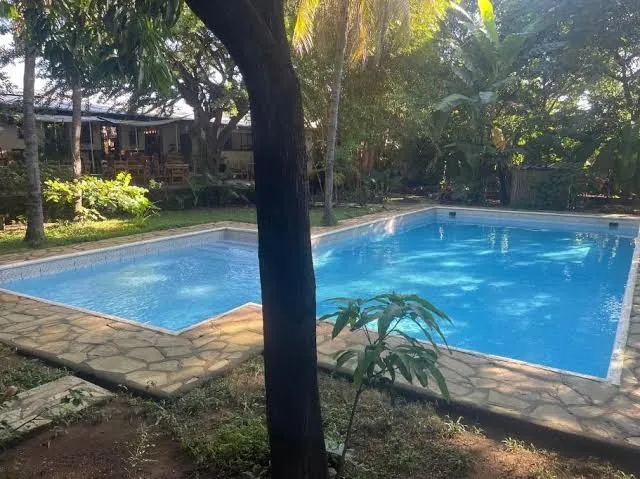 Hostal Casa Abierta - King Room with Pool View, Leon interior view
