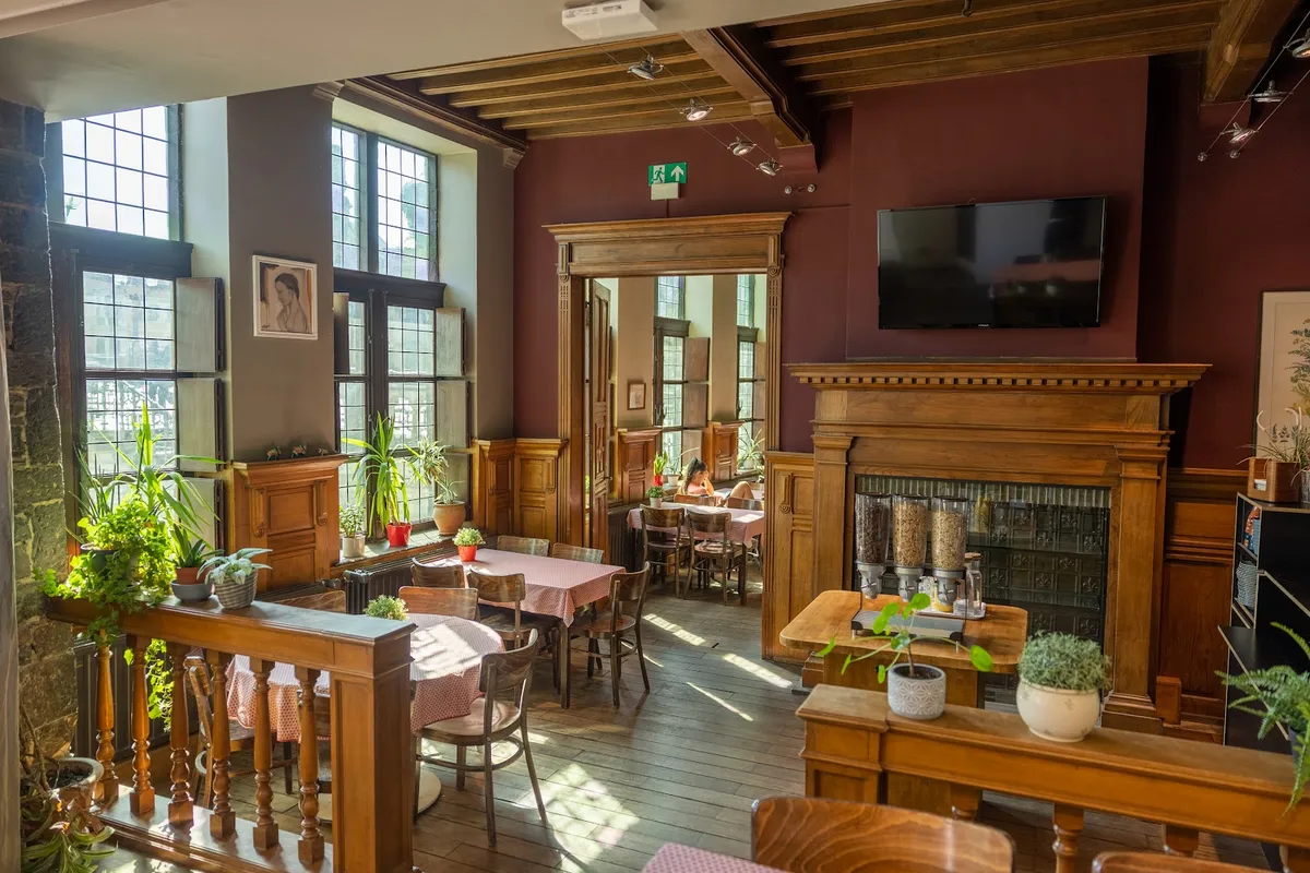 Hostel Uppelink, Ghent interior view