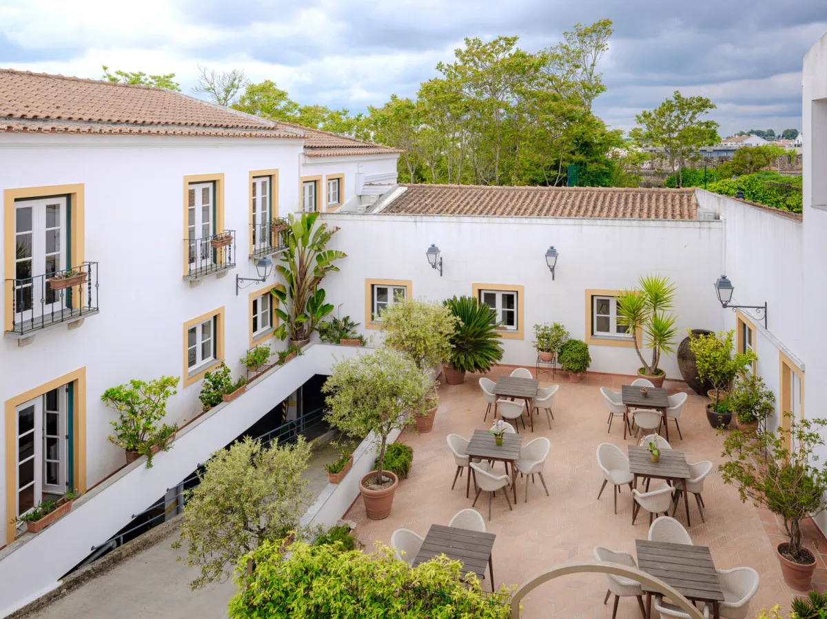 Hotel Albergaria do Calvário, Evora interior view