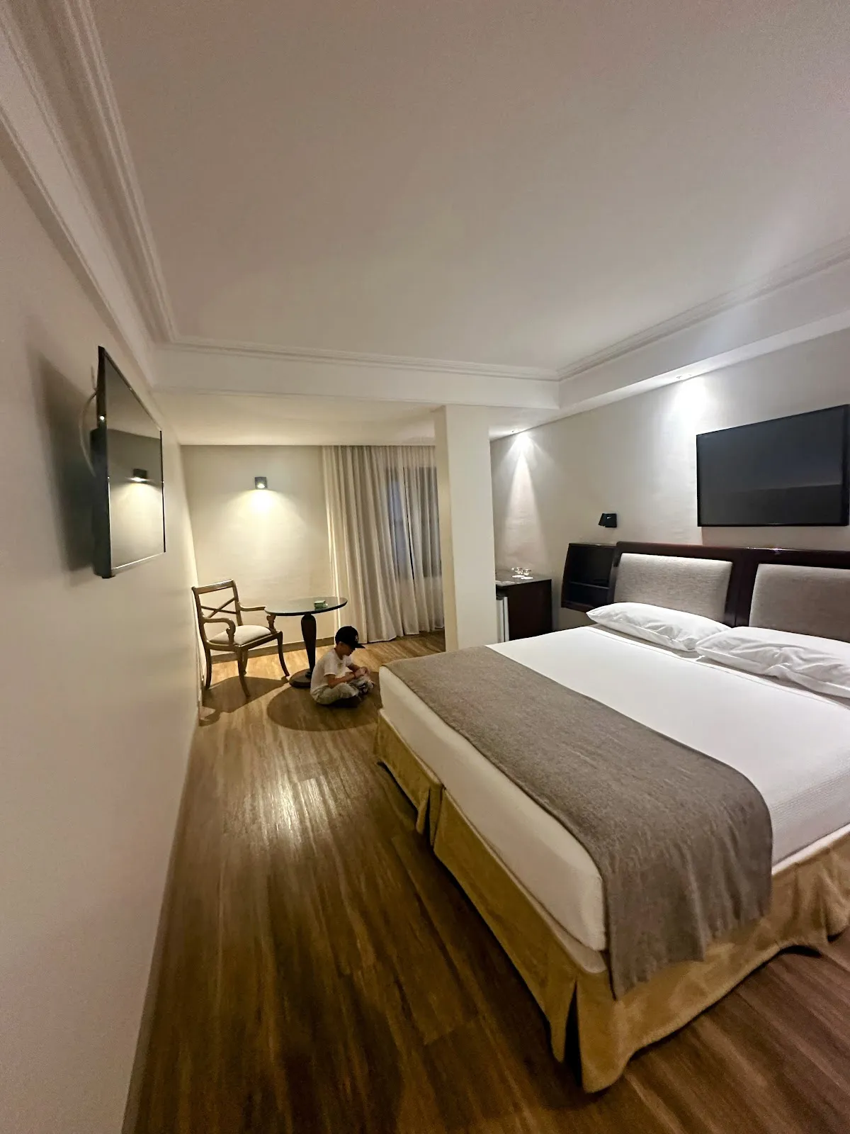 Hotel Almería, Salta interior view