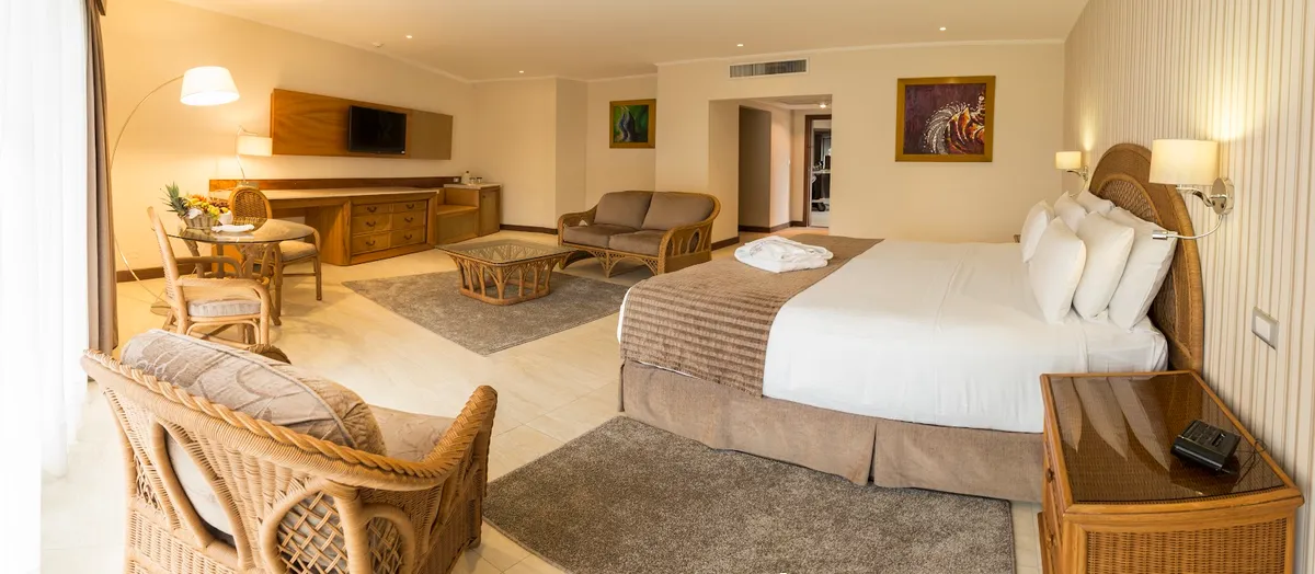Hotel Camino Real, Santa Cruz interior view