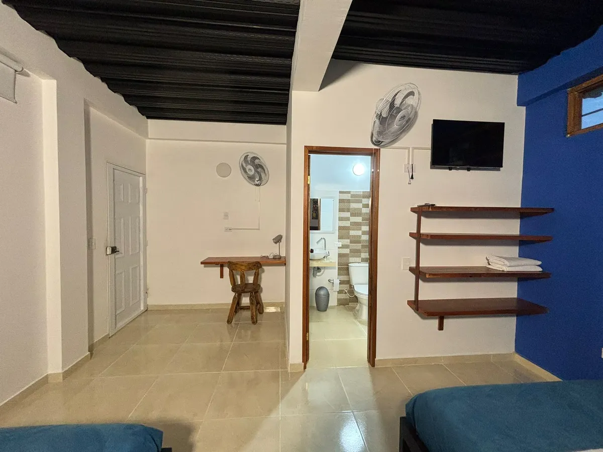 Hotel Cruz Roja - Turismo Solimões, Leticia interior view