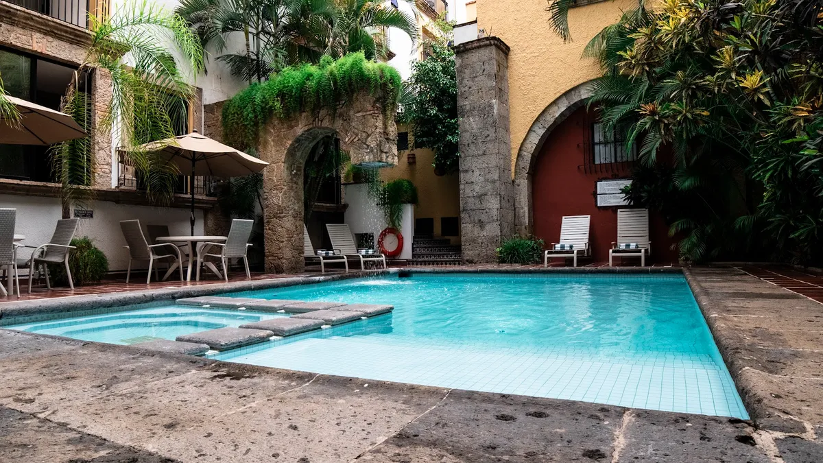 Hotel De Mendoza, Guadalajara interior view