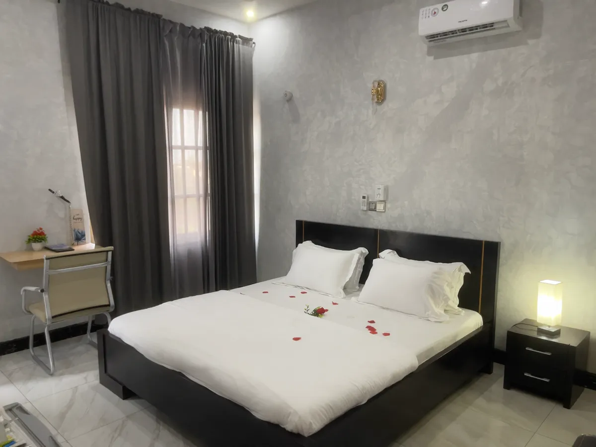Hotel Divines Graces Residence Inn, Porto Novo interior view