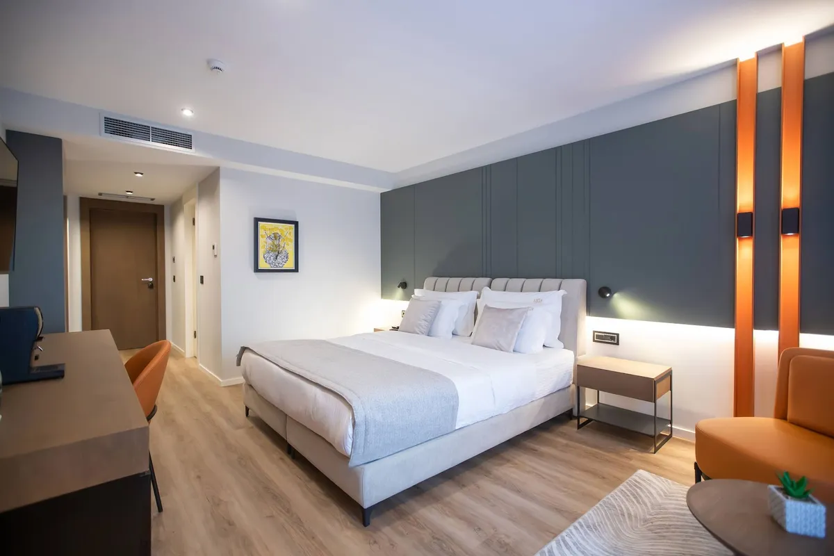 Hotel Elisa Tirana, Affiliated by Meliá, Tirana interior view