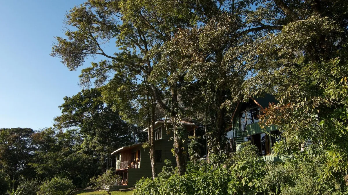 Hotel Flor de Bromelia, Monteverde interior view