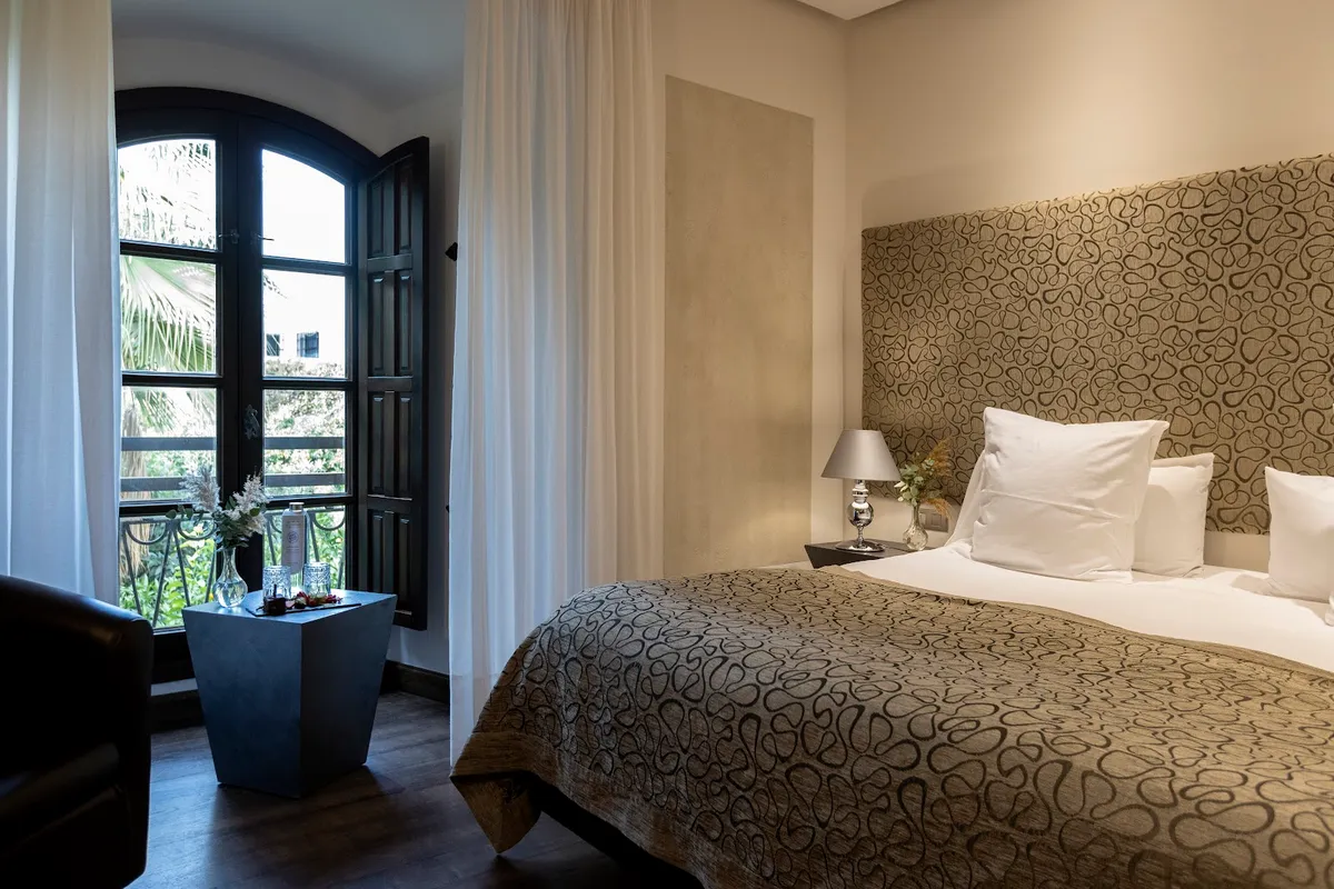 Hotel Hospes Palacio del Bailío, Cordoba interior view