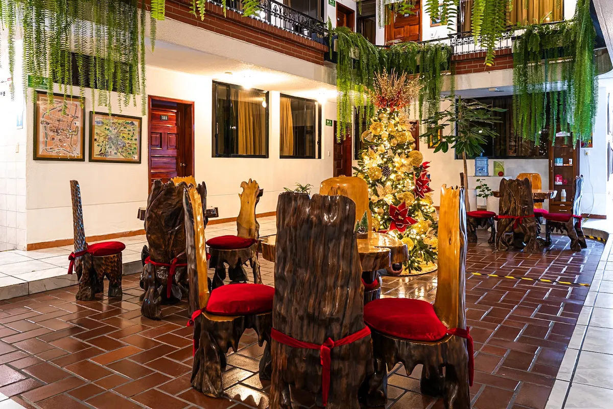 HOTEL INDIO INN, Otavalo interior view