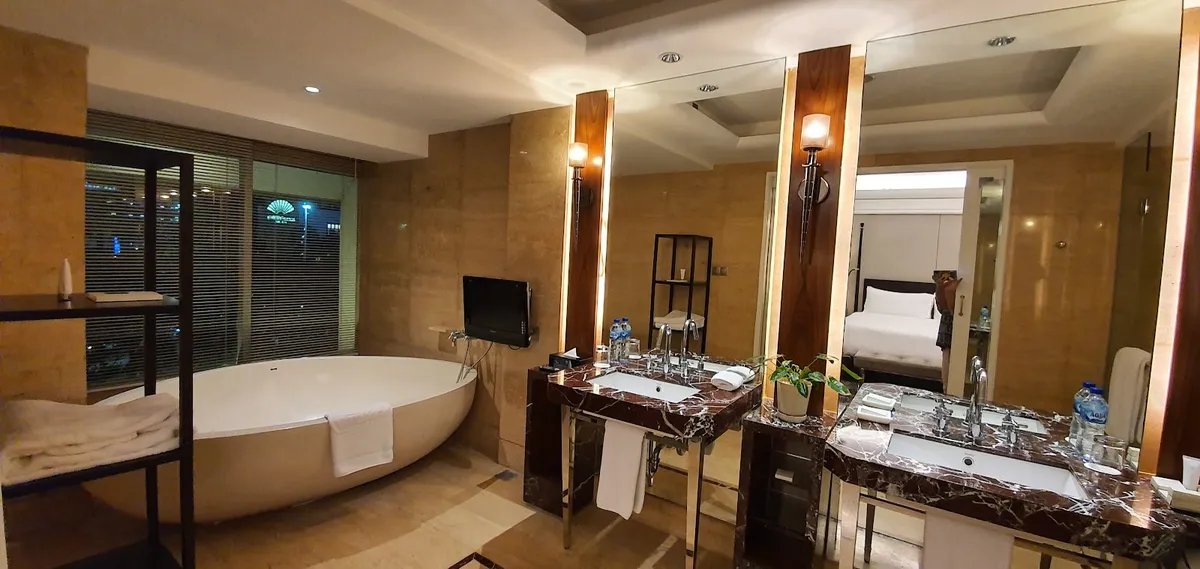 Hotel Indonesia Kempinski Jakarta, Jakarta interior view