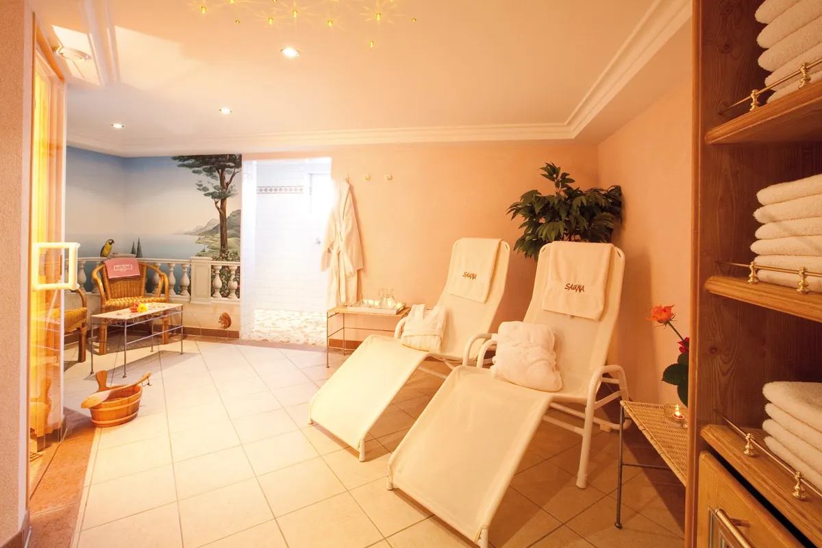 Hotel Kristall, Lech interior view