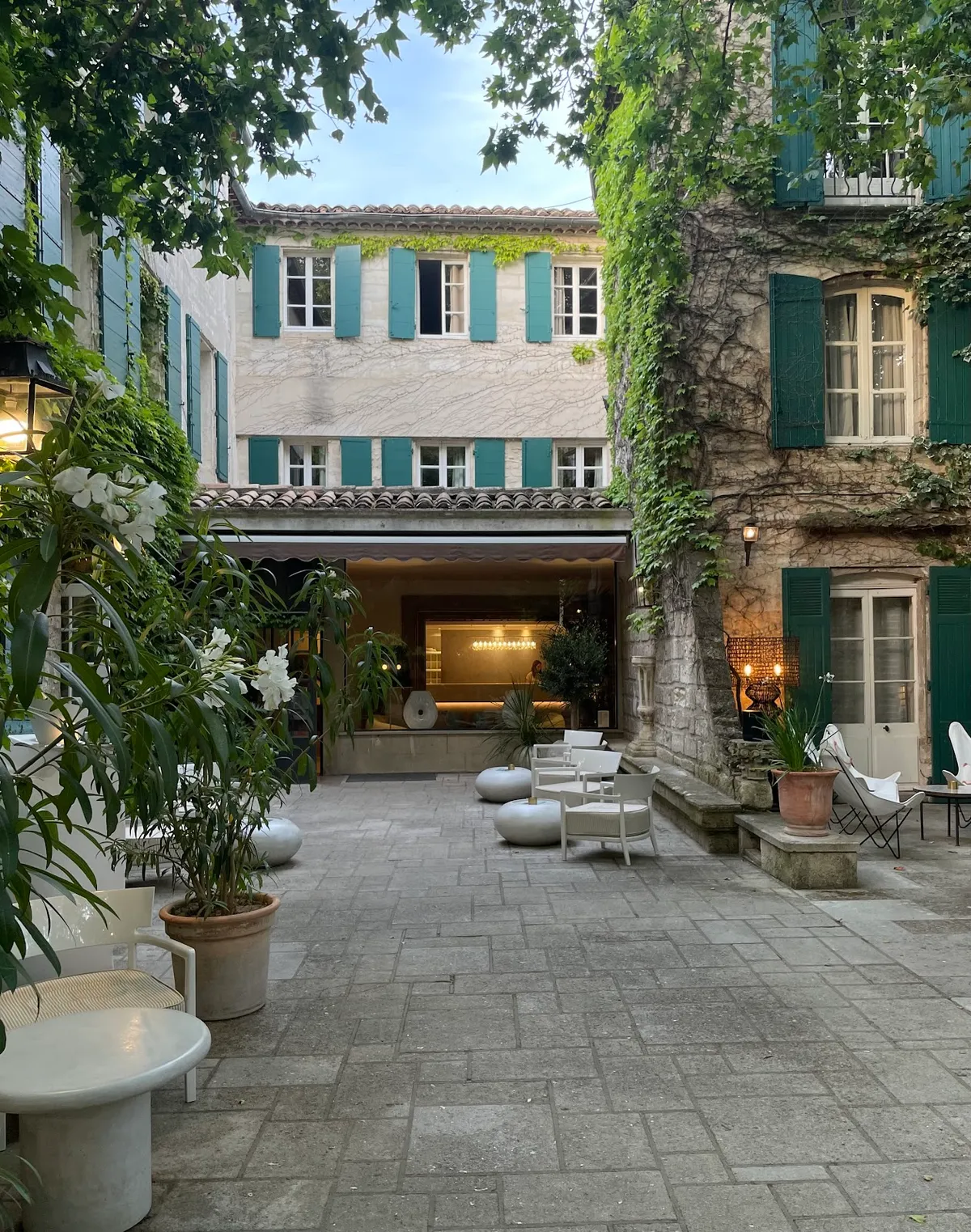 Hôtel Le Prieuré Baumanière 5 étoiles Relais & Châteaux, Avignon interior view