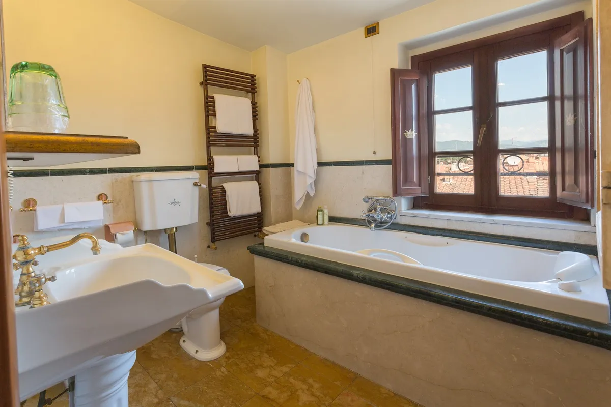 Hotel Palazzo Alexander, Lucca interior view