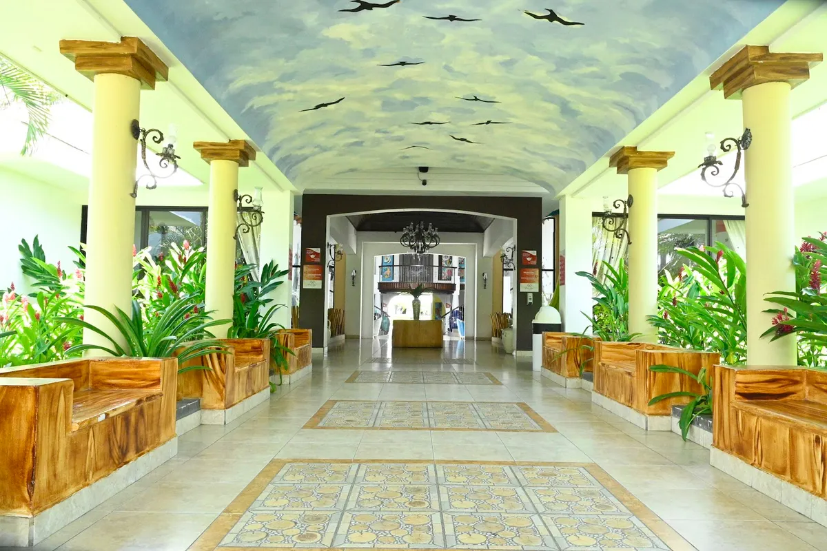 Hotel Palma Real, La Ceiba interior view