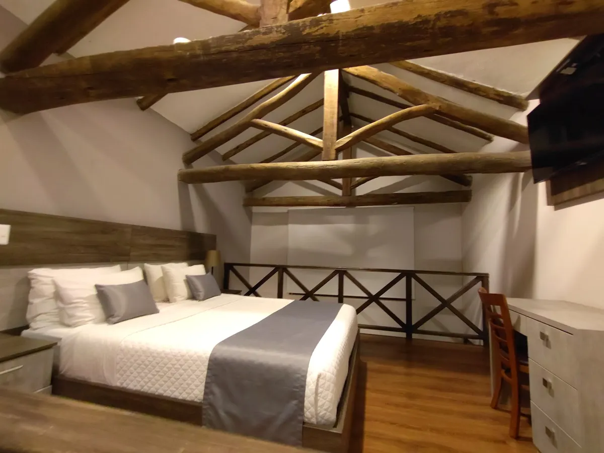 Hotel Raymipampa, Cuenca interior view