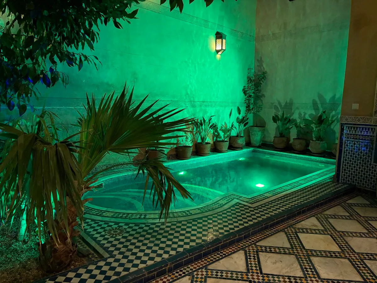 Hotel Riad Layalina Fes, Piscine & Parking, Fes interior view
