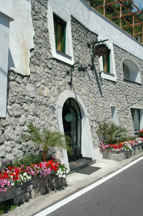 Hotel Ristorante La Pergola, Amalfi interior view